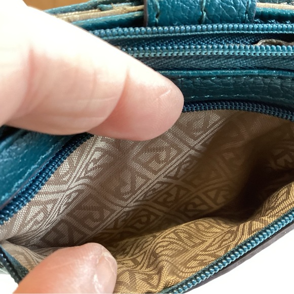 RELIIC Women’s Wallet, Teal, Leather - Picture 6 of 7